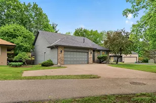 4301 Arrowhead Ct, Minnetonka, MN 55345 - Photo 44