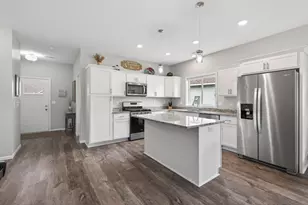 4827 Education Dr N, Hugo, MN 55038 - Photo 8
