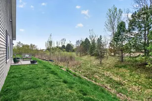 4827 Education Dr N, Hugo, MN 55038 - Photo 30