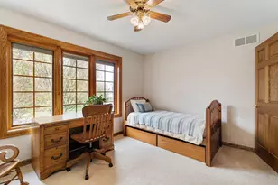 805 27th St SW, Austin, MN 55912 - Photo 42