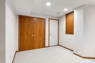 805 27th St SW, Austin, MN 55912 - Photo 50