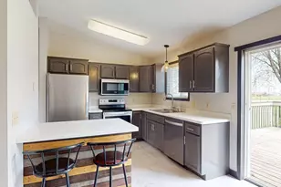 101 9th Ave NE, Dodge Center, MN 55927 - Photo 16
