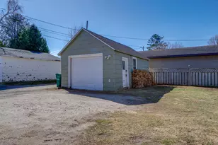 210 Powell Ave, Coleraine, MN 55722 - Photo 32