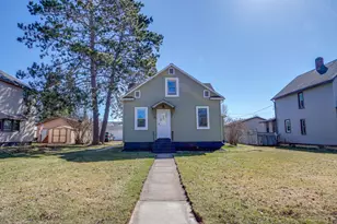 210 Powell Ave, Coleraine, MN 55722 - Photo 28