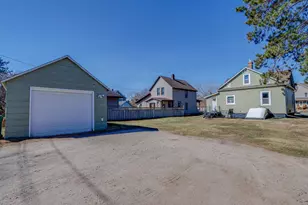 210 Powell Ave, Coleraine, MN 55722 - Photo 2