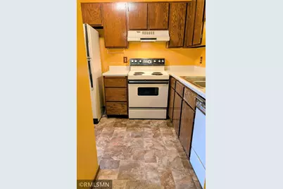 26 10th Street W #803, Saint Paul, MN 55102 - Photo 6