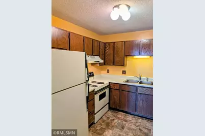 26 10th Street W #803, Saint Paul, MN 55102 - Photo 4