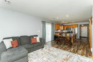 619 Pointe Ct SW, Rochester, MN 55902 - Photo 8