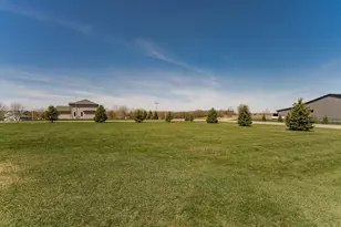 619 Pointe Ct SW, Rochester, MN 55902 - Photo 24