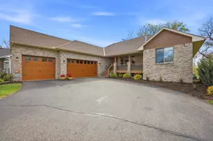 22605 Zion Pkwy NW, Bethel, MN 55005 - Photo 2