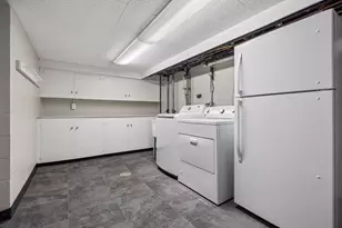 2211 Hill Ln S, Saint Louis Park, MN 55416 - Photo 44