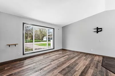8662 Darlington Avenue NE, Monticello, MN 55362 - Photo 4