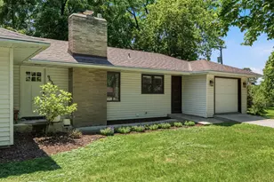 9635 26th Ave N, Plymouth, MN 55441 - Photo 2