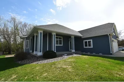 645 Lancaster Boulevard, Zumbrota, MN 55992 - Photo 6