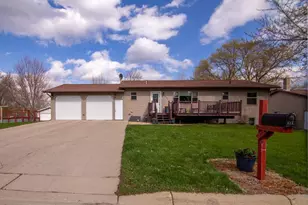 811 Roosevelt St, Alexandria, MN 56308 - Photo 46