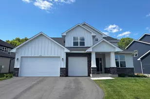 2704 Aspen Dr, Shakopee, MN 55379 - Photo 2