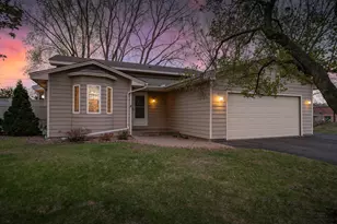 7505 Edgewood Dr, Mounds View, MN 55112 - Photo 2