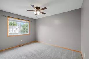 4853 Bisset Ln, Inver Grove Heights, MN 55076 - Photo 32