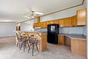 501 Cedar St, Milroy, MN 56263 - Photo 12