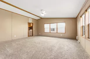 501 Cedar St, Milroy, MN 56263 - Photo 10