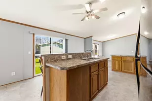 501 Cedar St, Milroy, MN 56263 - Photo 14