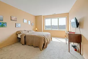 8301 Creekside Circle, Bloomington, MN 55437 - Photo 16