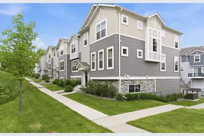 2864 Lexington Place N, Roseville, MN 55113 - Photo 4