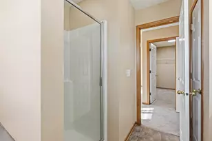 9980 Wildflower Dr, Eden Prairie, MN 55347 - Photo 18