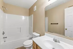 9980 Wildflower Dr, Eden Prairie, MN 55347 - Photo 22