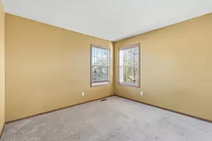 9980 Wildflower Dr, Eden Prairie, MN 55347 - Photo 24