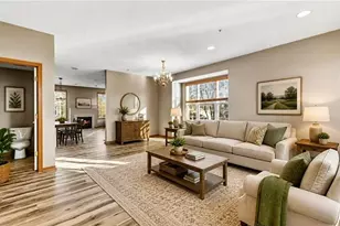 9980 Wildflower Dr, Eden Prairie, MN 55347 - Photo 2