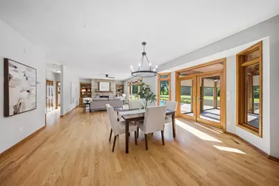 869 Mendakota Court, Mendota Heights, MN 55120 - Photo 4