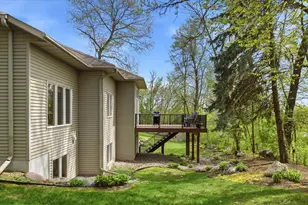 9447 Woodridge Ct, Savage, MN 55378 - Photo 36