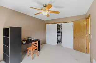 699 Calvin Ct, Eagan, MN 55123 - Photo 16