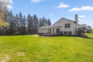 699 Calvin Ct, Eagan, MN 55123 - Photo 4