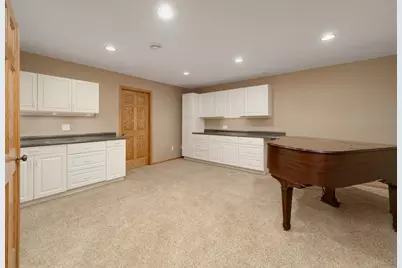 20588 Kearney Path, Lakeville, MN 55044 - Photo 32
