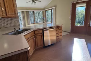 1617 Alvina St, Red Wing, MN 55066 - Photo 6