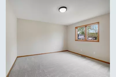 8128 Dawn Avenue, Inver Grove Heights, MN 55076 - Photo 22