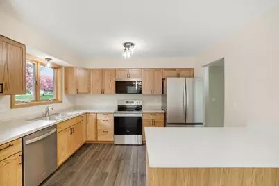 8128 Dawn Avenue, Inver Grove Heights, MN 55076 - Photo 8