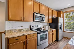 8467 Emery Pkwy N, Champlin, MN 55316 - Photo 10