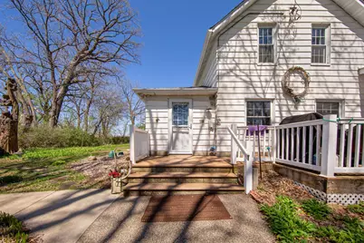 2923 SW 52nd Avenue, Owatonna, MN 55060 - Photo 2