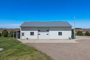 17371 220th St, Lucan, MN 56255 - Photo 70