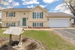 728 13th Ave N, Foley, MN 56329 - Photo 1