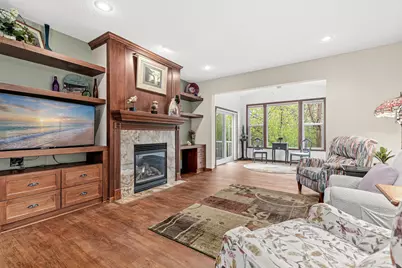 15283 Stonewood Court, Burnsville, MN 55306 - Photo 2