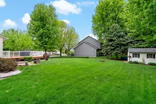 2065 Anton Way, Shakopee, MN 55379 - Photo 32
