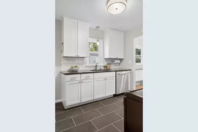 2043 Ramlow Place, Saint Paul, MN 55116 - Photo 10