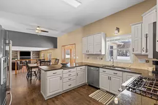 1393 Jefferson St, Hastings, MN 55033 - Photo 14