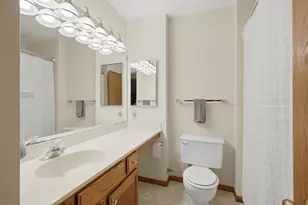 1381 Berry Ridge Rd, Eagan, MN 55123 - Photo 18