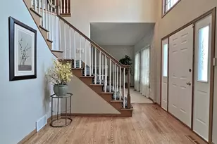 6361 Beckman Ct, Inver Grove Heights, MN 55077 - Photo 4