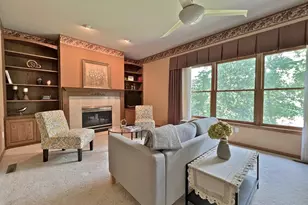 6361 Beckman Ct, Inver Grove Heights, MN 55077 - Photo 12